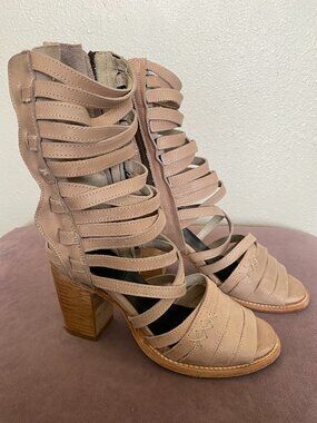 Freebird Makayla Blush Heeled Gladiator Sandal - Size 8 (Fits like 8.5)